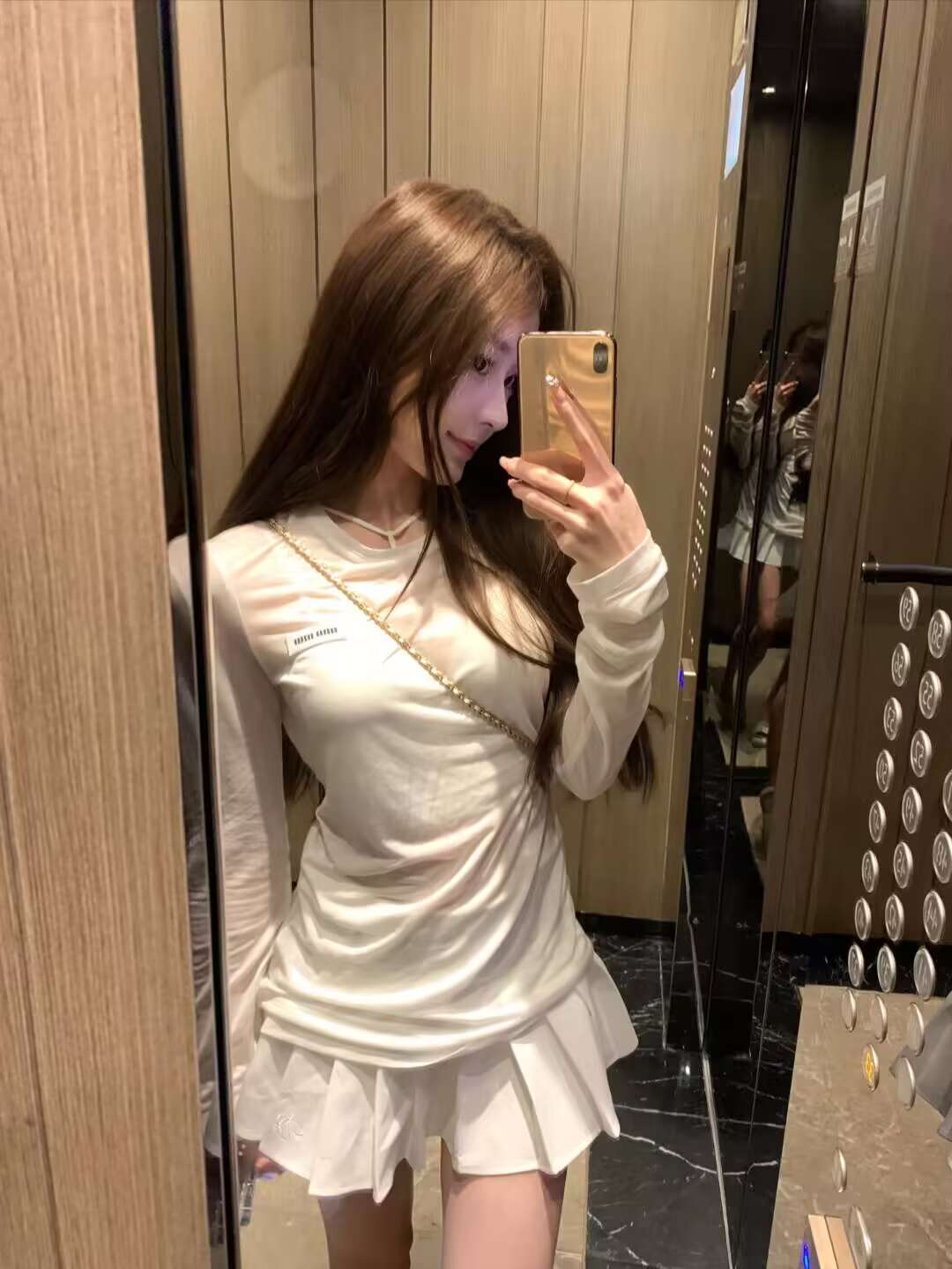 DEE5469AE890A4F61651FEEAF40C41F7.png